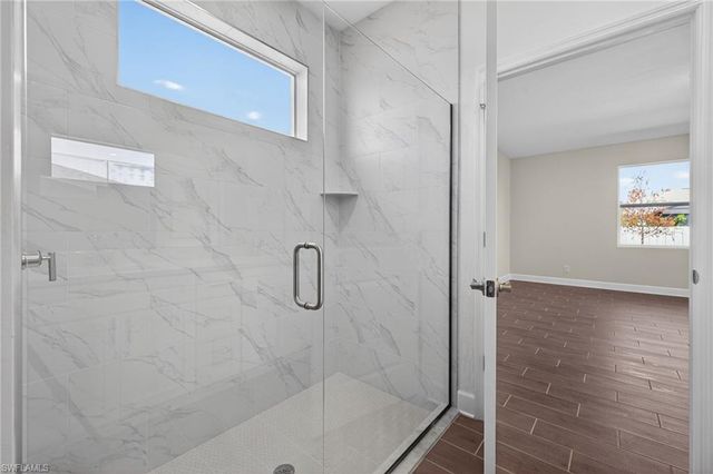 1902 NW 19th AVE, Cape Coral, FL 33993