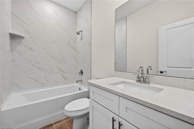 1902 NW 19th AVE, Cape Coral, FL 33993