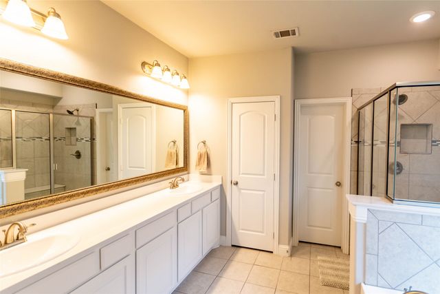 445 Hillstone Drive, Midlothian, TX 76065