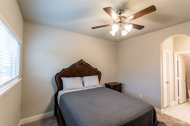 445 Hillstone Drive, Midlothian, TX 76065