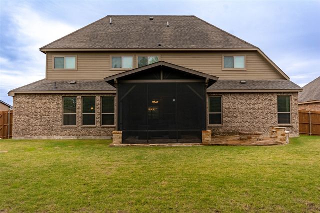 445 Hillstone Drive, Midlothian, TX 76065