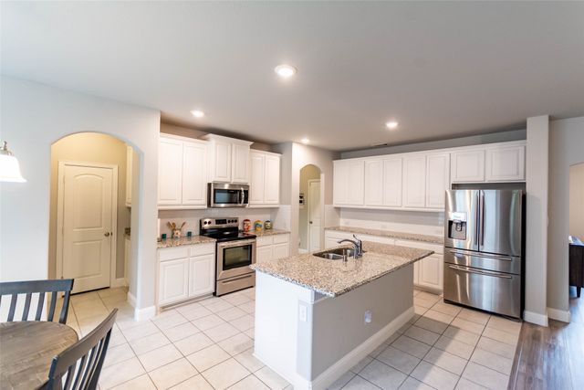 445 Hillstone Drive, Midlothian, TX 76065