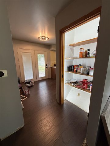 214 Auburn Street, Battle Creek, MI 49014