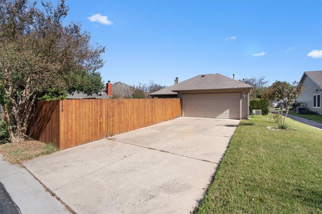 153 Hickory LN, Georgetown, TX 78633