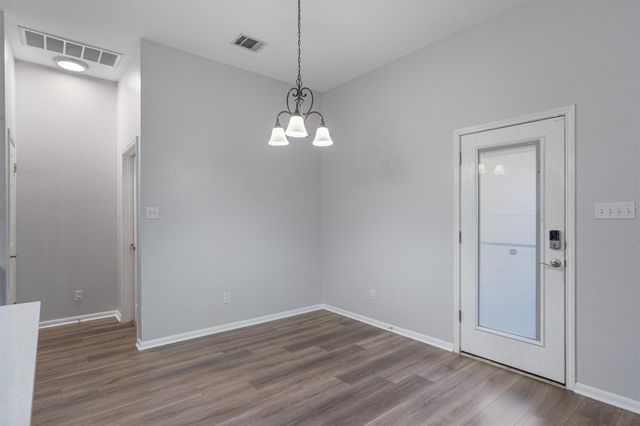 153 Hickory LN, Georgetown, TX 78633