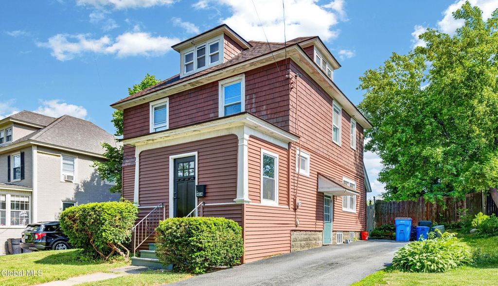 404 Prospect Street, Johnstown, NY 12095