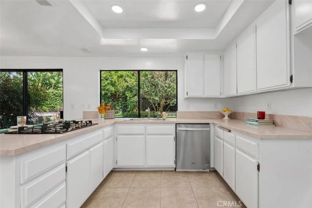 16 Alegria, Irvine, CA 92620