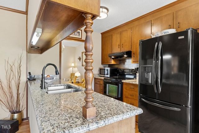 1035 Aquilla Road, Benson, NC 27504