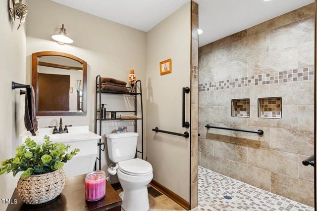 1035 Aquilla Road, Benson, NC 27504