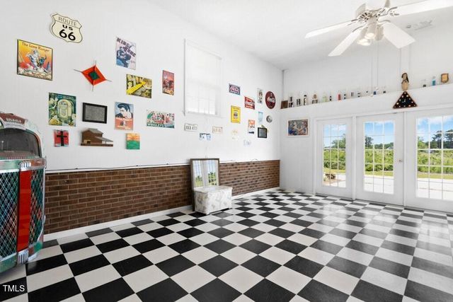 1035 Aquilla Road, Benson, NC 27504