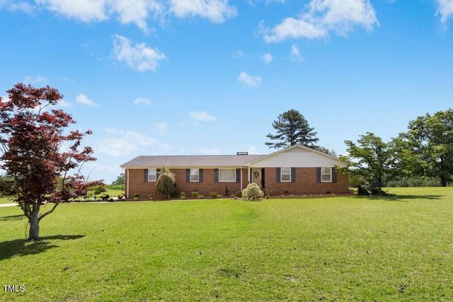 1035 Aquilla Road, Benson, NC 27504