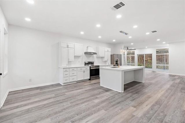 140 Indian Lake Drive, Hiram, GA 30141