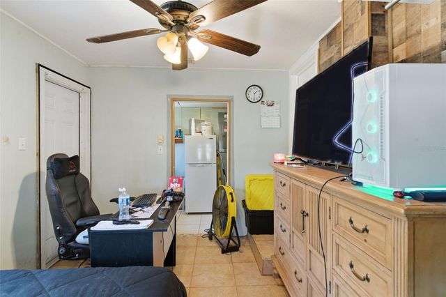 4024 43RD AVENUE N, St Petersburg, FL 33714