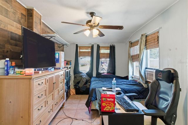 4024 43RD AVENUE N, St Petersburg, FL 33714