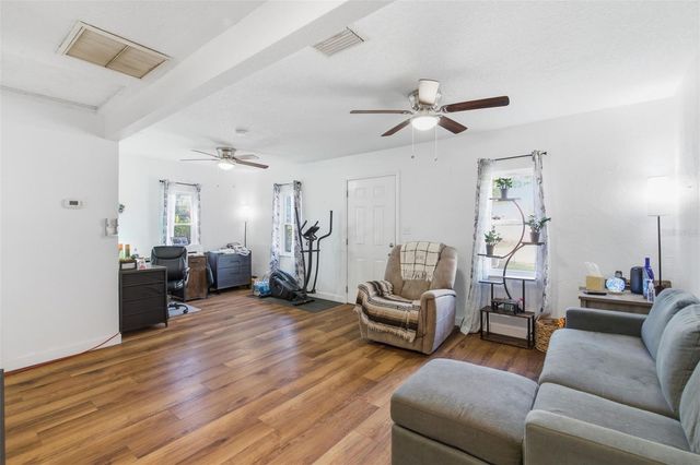 4024 43RD AVENUE N, St Petersburg, FL 33714