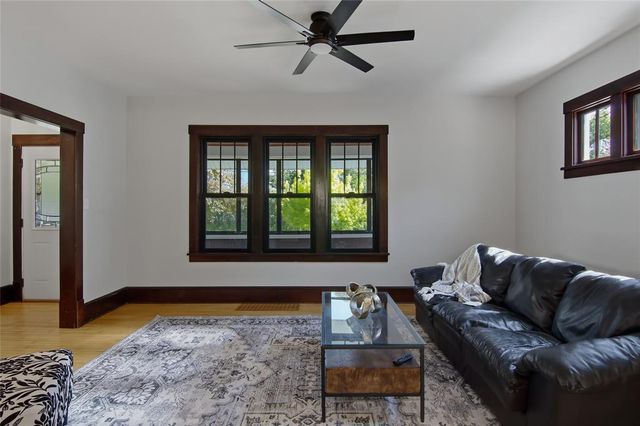 512 Jefferson Street, Eau Claire, WI 54701