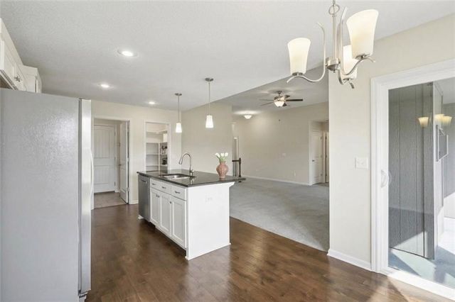 929 NW SCENIC Drive, Grain Valley, MO 64029