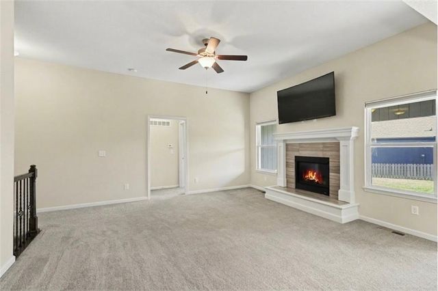 929 NW SCENIC Drive, Grain Valley, MO 64029