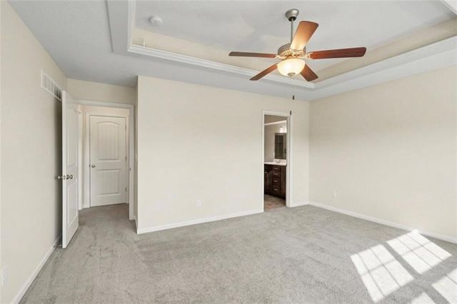 929 NW SCENIC Drive, Grain Valley, MO 64029