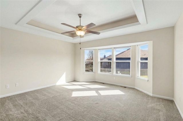 929 NW SCENIC Drive, Grain Valley, MO 64029