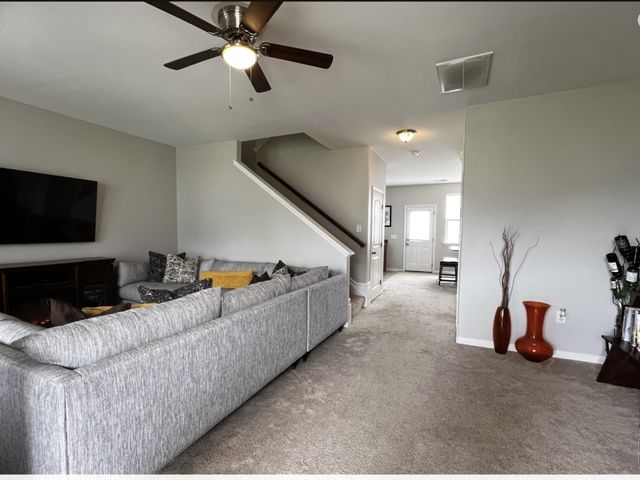 2303 Farrington Pl, Antioch, TN 37013