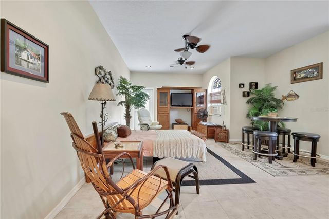5701 W CHIVE LOOP, Homosassa, FL 34448