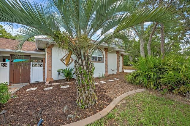 5701 W CHIVE LOOP, Homosassa, FL 34448
