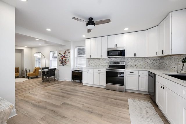 1922 E Iron STREET, Milwaukee, WI 53207