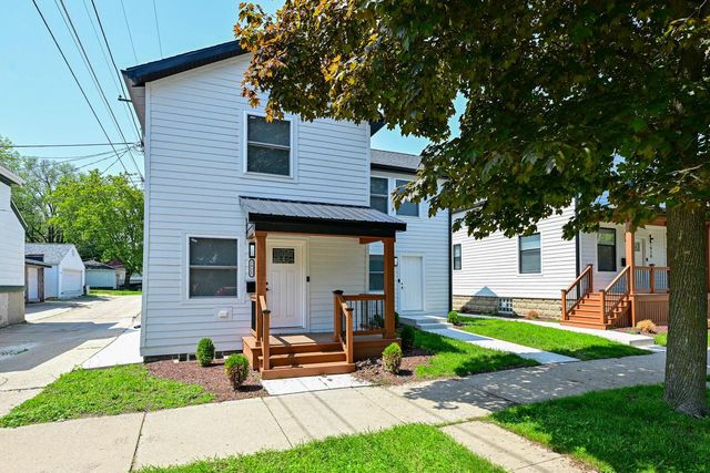 1922 E Iron STREET, Milwaukee, WI 53207