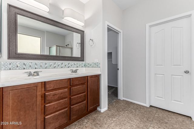 4144 E DEVON Drive, Gilbert, AZ 85296