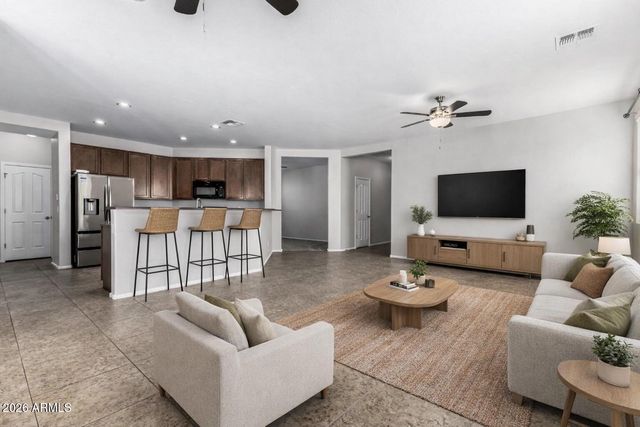 4144 E DEVON Drive, Gilbert, AZ 85296