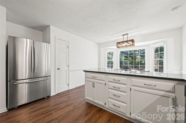 6101 Boykin Spaniel Road, Charlotte, NC 28277