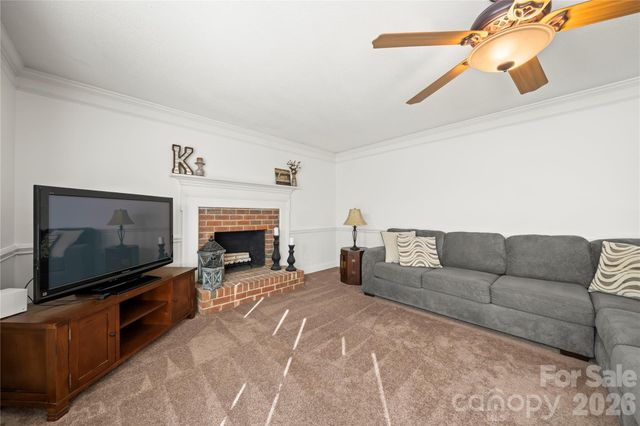 6101 Boykin Spaniel Road, Charlotte, NC 28277