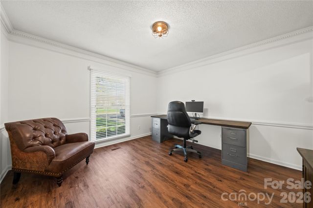 6101 Boykin Spaniel Road, Charlotte, NC 28277