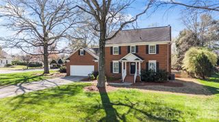 6101 Boykin Spaniel Road, Charlotte, NC 28277