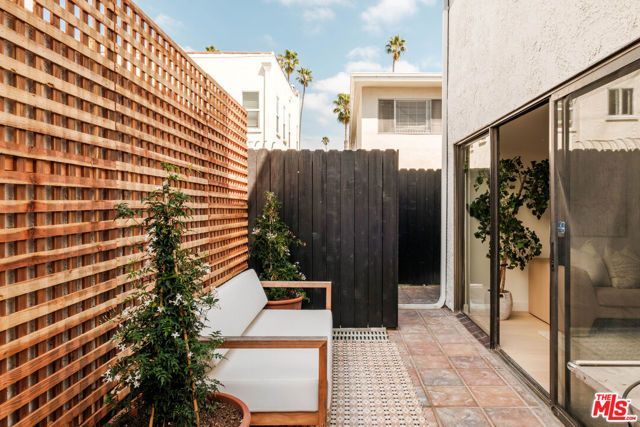 847 17th Street 6, Santa Monica, CA 90403