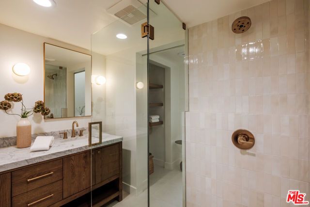 847 17th Street 6, Santa Monica, CA 90403