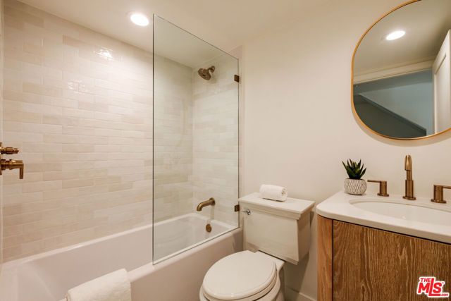 847 17th Street 6, Santa Monica, CA 90403