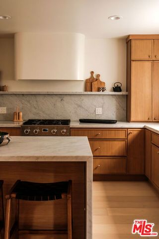 847 17th Street 6, Santa Monica, CA 90403