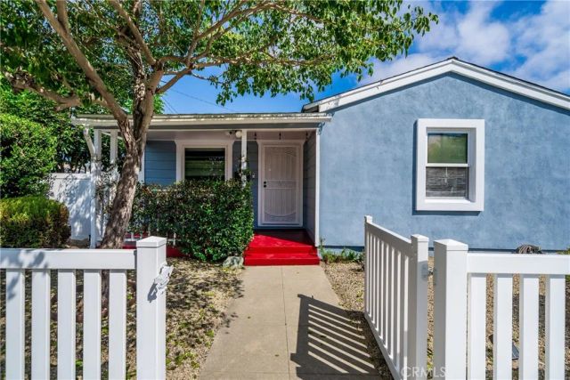 611 W 27th, Long Beach, CA 90806
