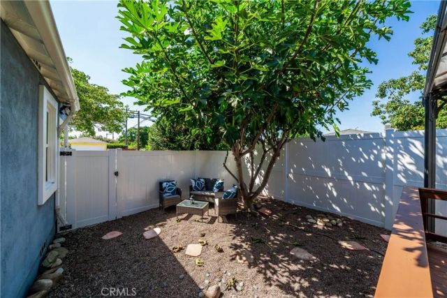 611 W 27th, Long Beach, CA 90806