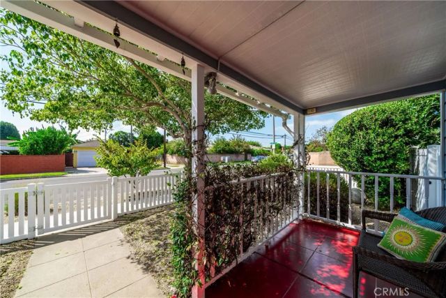 611 W 27th, Long Beach, CA 90806