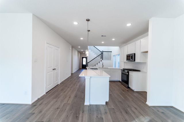 10630 Altitude Way, Conroe, TX 77303