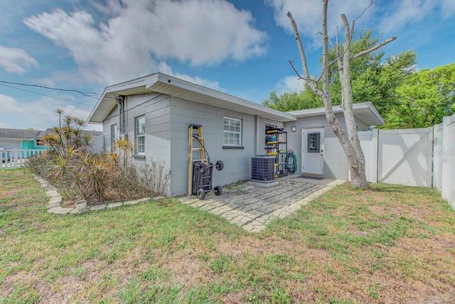 1202 26TH AVENUE W, Palmetto, FL 34221