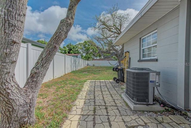 1202 26TH AVENUE W, Palmetto, FL 34221