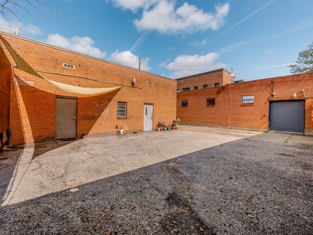 4210 Main Street, Dallas, TX 75226