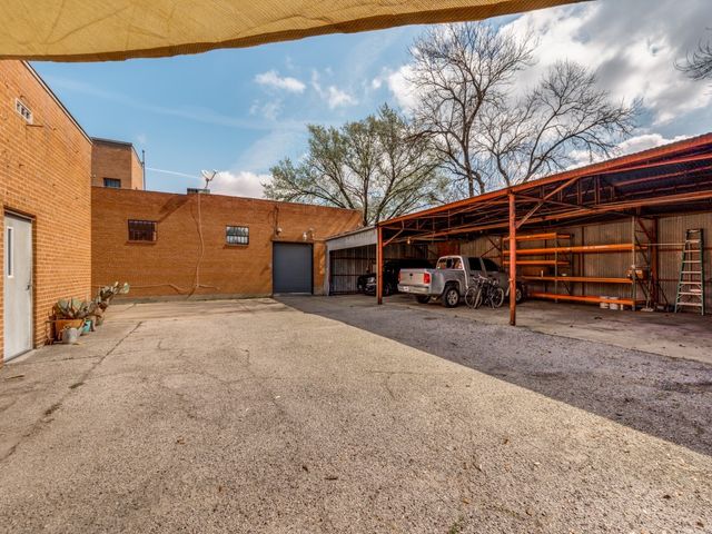 4210 Main Street, Dallas, TX 75226