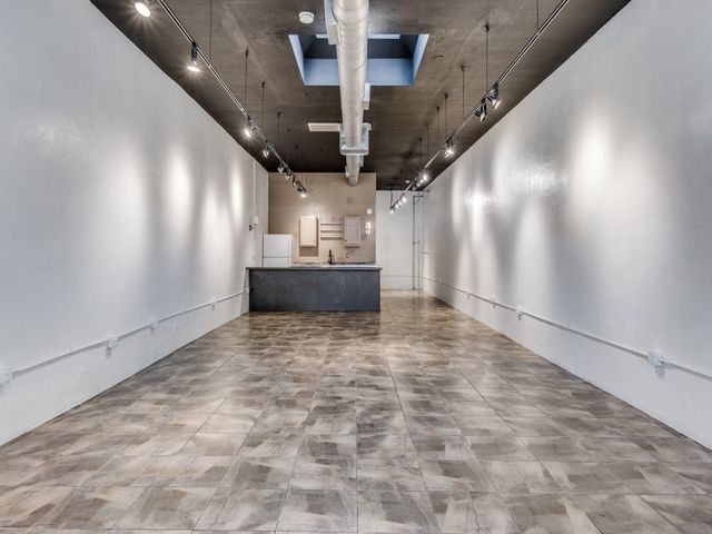 4210 Main Street, Dallas, TX 75226