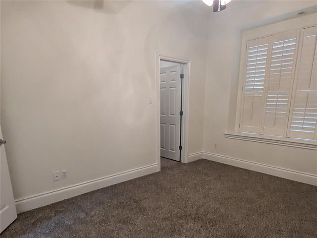 11301 Taylor Draper LN 1, Austin, TX 78759