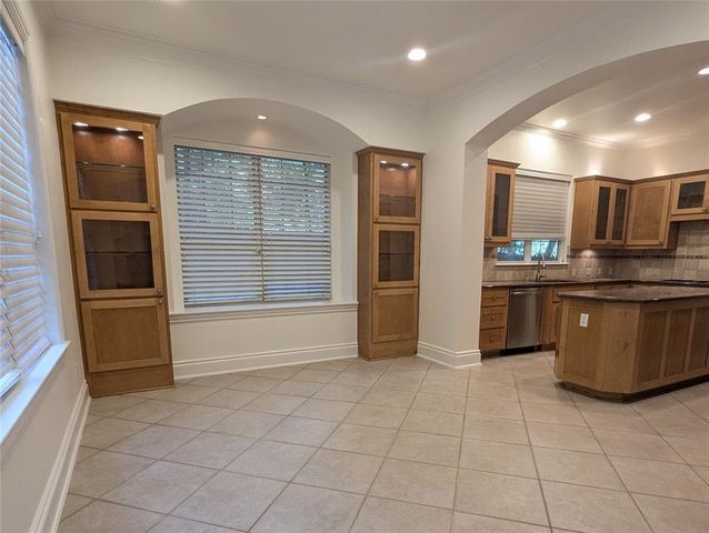 11301 Taylor Draper LN 1, Austin, TX 78759